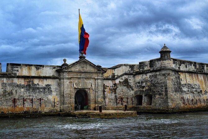 5-Island Speedboat Tour in Cartagena and the Rosario Islands - Pegasus Dock to Isla Day: How the schedule actually feels