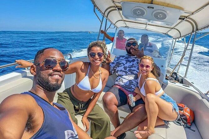 5 Island Tour with Lunch Snorkel in Cartagena Rosario Island - Isla Grande: larger island energy and local fishing life