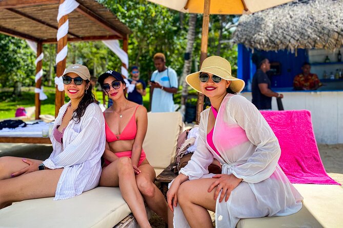 Baru and Playa Blanca Full Day - Upgrades: sun loungers, cabanas, and massages cost extra