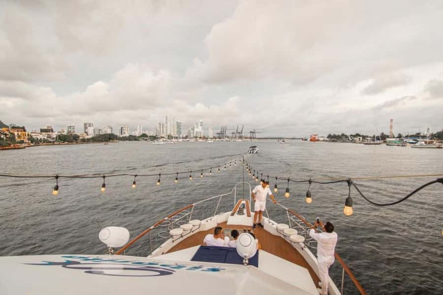 Cartagena: 4-course Culinary Experience aboard a catamaran - Key highlights at a glance
