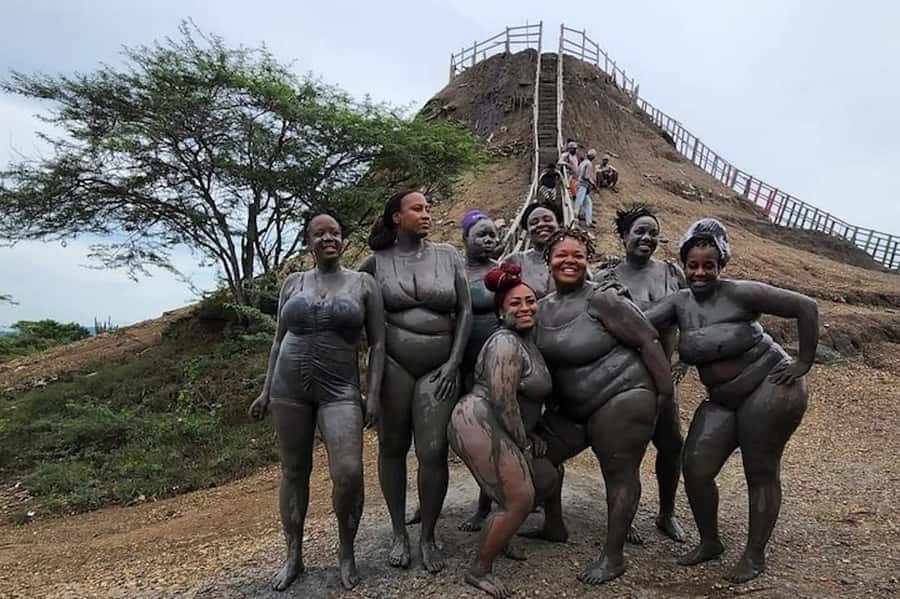 Cartagena: 4 Hour Private Tour to Totumo Mud Volcano - Totumo mud volcano: what the crater bath is really like