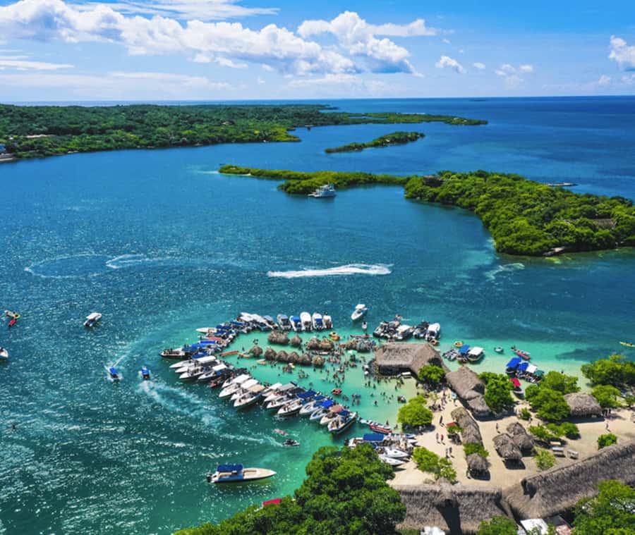 Cartagena: 4 Island Day Trip by Boat and Caribbean Lunch - Why This 4-Island Route Works as a 6-Hour Quick Hit