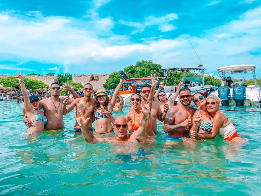 Cartagena: 4 Island Day Trip by Boat and Caribbean Lunch - Rosario Islands Panoramic Tour: 27 Islands, Real Sea Life Potential