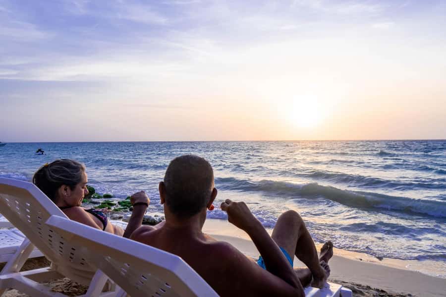 Cartagena: 5 Island Boat Tour with Night Bioluminescent Stop - Playa Blanca on Barú: Lunch Voucher and a Long Beach Block