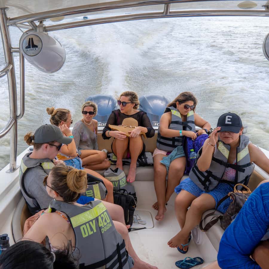 Cartagena: 5 Island Boat Tour with Night Bioluminescent Stop - Barú Beach and Snorkeling: The Coral Time Slot