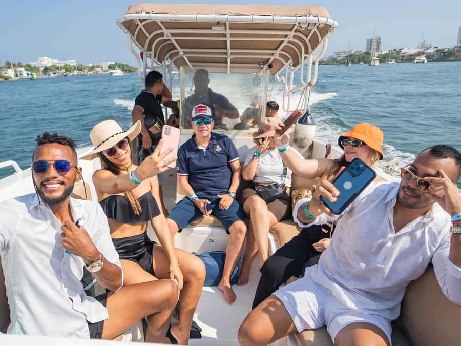 Cartagena: 5 Rosario Islands, Full party with drinks, Snorkeling and lunch - Key things to know before you go