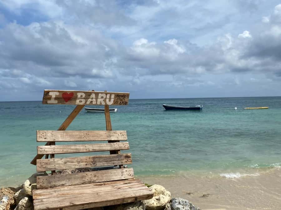 Cartagena: Barù Island Playa Blanca with Lunch - The Barú Island beach access: stairs, walking, and sun-ready reality