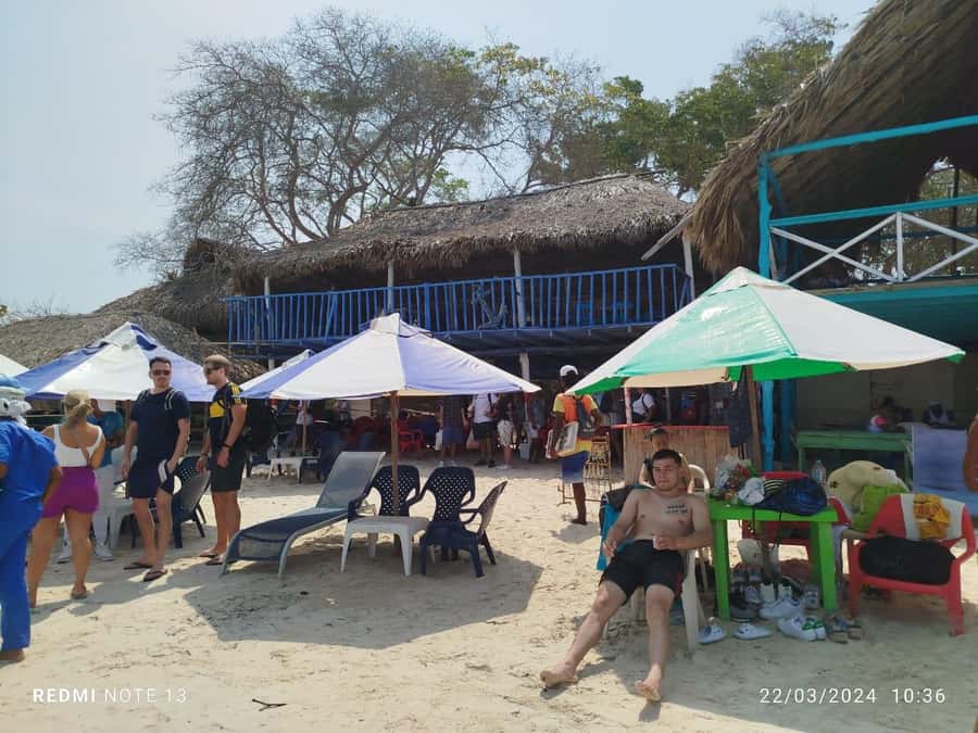 Cartagena: BARÚ Playa blanca with SNORKELING INCLUDED - The Afternoon Beach Plan: White Sand Time on Barú