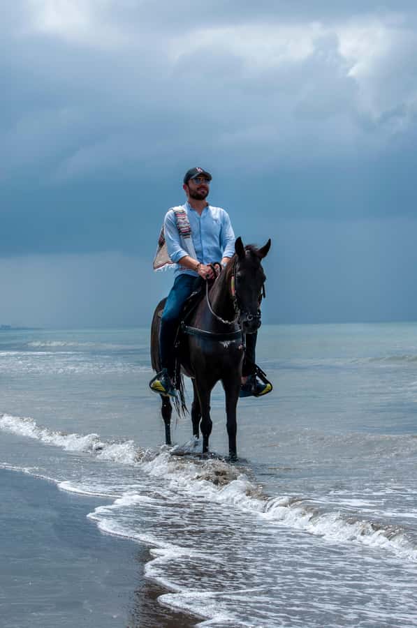 Cartagena: Beach Horse Ride and Colombian Equestrian Culture - The Restaurant Stop: A Nice Reset Without Turning It Into a Meal Tour