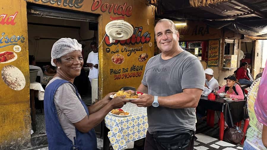 CARTAGENA: BIKE RIDE WITH LUNCH AT BOURDAIN'S FAVORITE SPOT - Should you book? My honest take