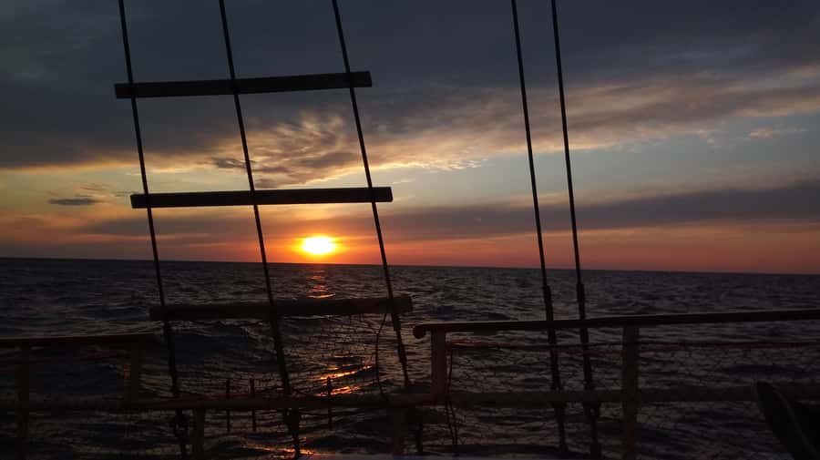 Cartagena, CO: Sunset Skyline Pirate Boat Tour with Drinks - Weather and route changes: plan for a different kind of sunset