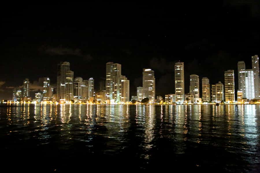 Cartagena: Cruise by the Bay with Dinner and Wine - Key Details That Matter Before You Go
