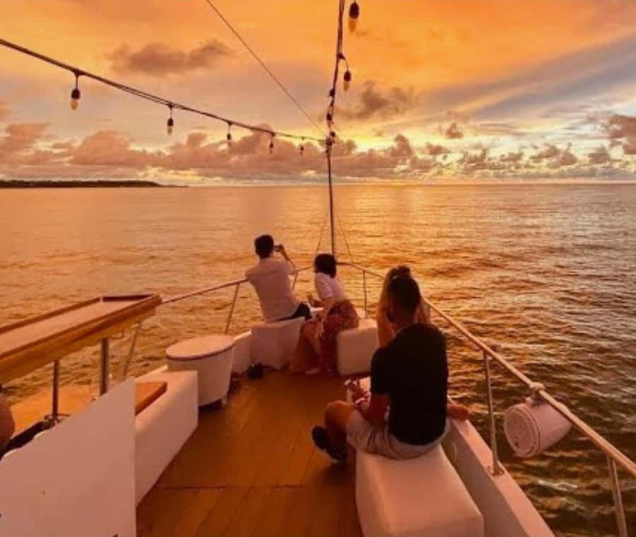 Cartagena de Indias: Sunset Cruise Open Bar with Dance Show - Key things that make this cruise worth your time