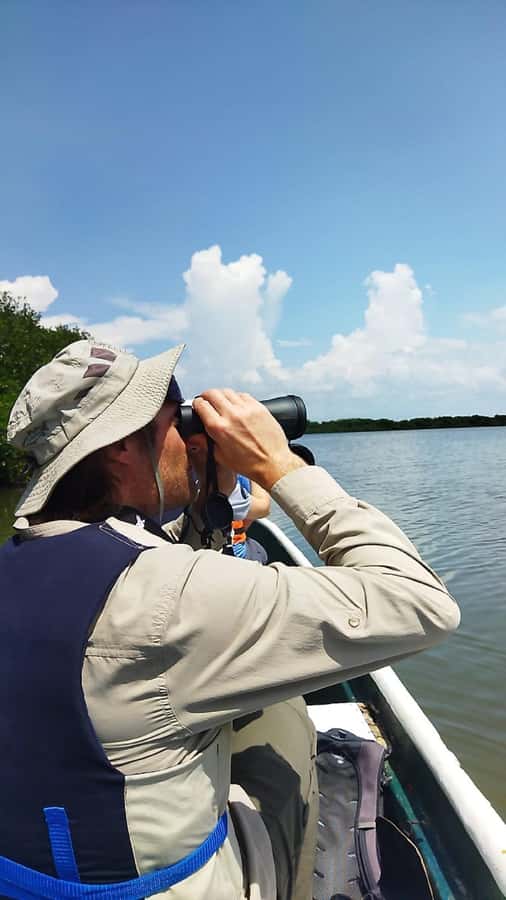Cartagena: FISHERMEN'S ISLAND IN THE MANGROVES by canoe - Price and logistics: value, pickup options, and the WhatsApp reality