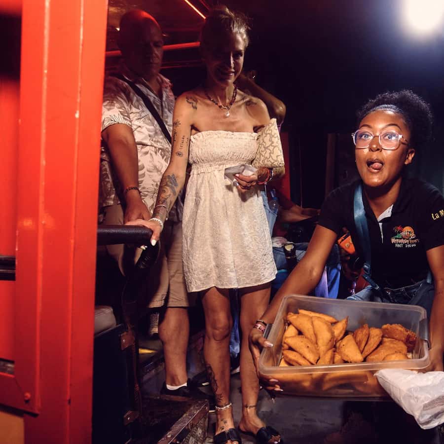 Cartagena: Funny PartyBus with dance floor and good music! - Getsemaní Guided Stop: Learning the Layout Without Killing the Vibe