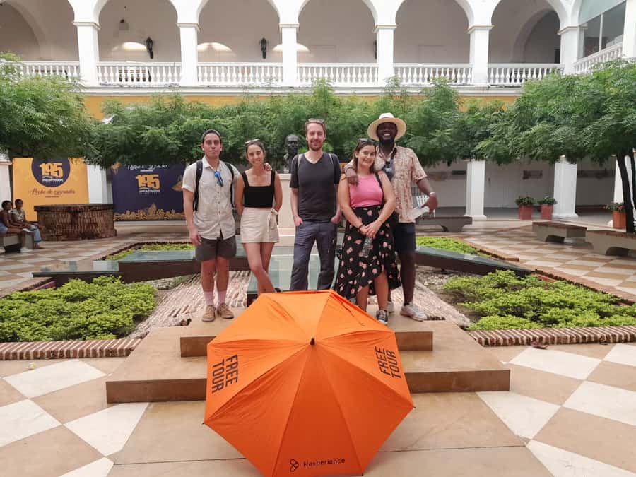 Cartagena: Gabriel García Márquez Private Walking Tour - Love in the Time of Cholera at Calle Don Sancho: food and fiction in one spot