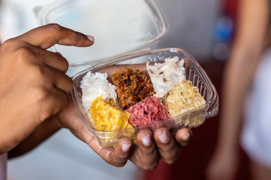 Cartagena: Guided Street Food Tour with Tastings - The Walled City route: sweets, fried snacks, and cooling drinks