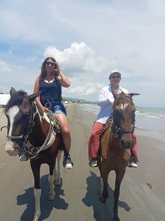 Cartagena: Horse Riding on the Beach with Photos and Lunch - Guide and Photo Help: The Part That Makes It Memorable