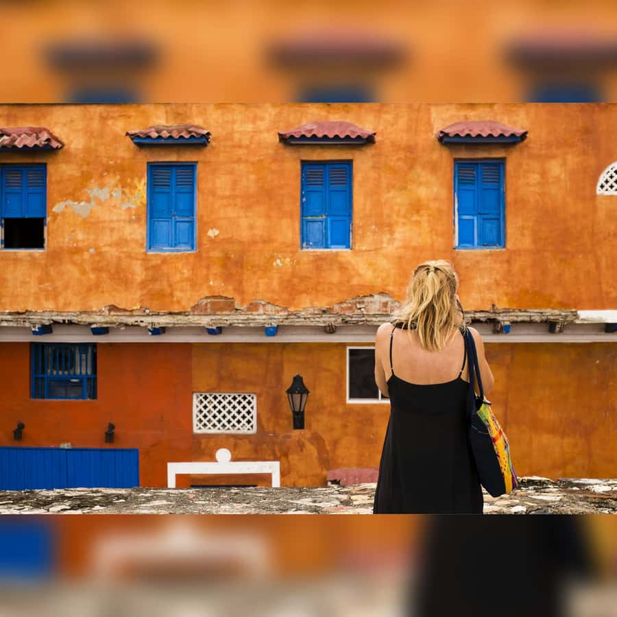 Cartagena Instagram Mobile Workshop: Scenic and Trendy Shots - The 2-hour lesson: presets, filters, composition, and posing that fits your phone