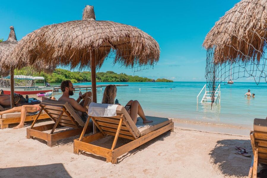 Cartagena: Islabela Islands Boat Trip with Lunch & Cocktail - Key highlights to look for