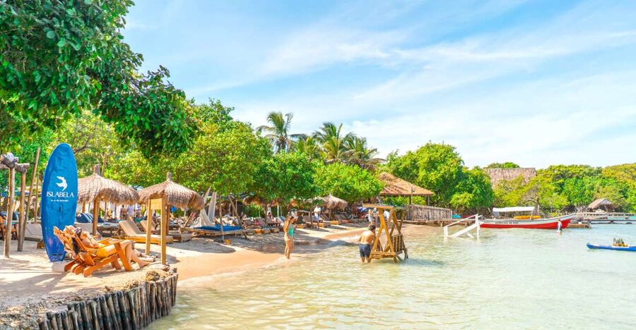 Cartagena: Islabela Islands Boat Trip with Lunch & Cocktail - Cartagena to Islabela: the speedboat day trip you’ll actually use