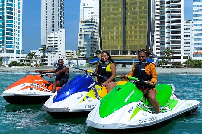 Cartagena Jetski Rental – 30 or 60 minutes - Meeting at Cra. 3 #4-2: show up ready to move