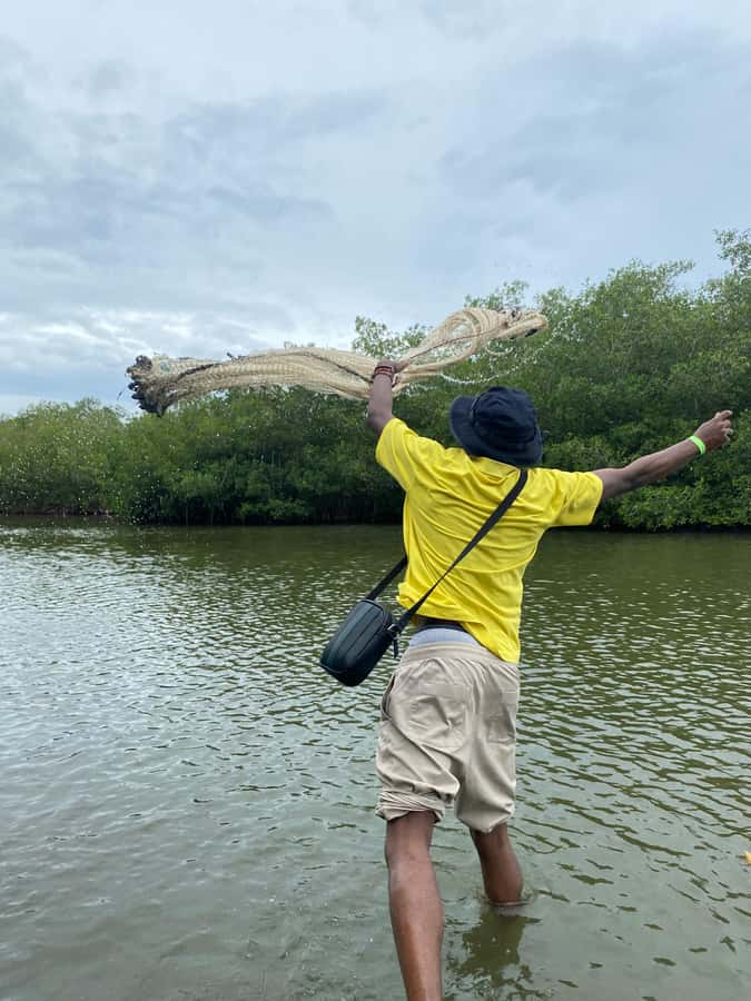 Cartagena: Mangrove Eco Tour & Fishing with Transportation - Who should book this mangrove eco tour?