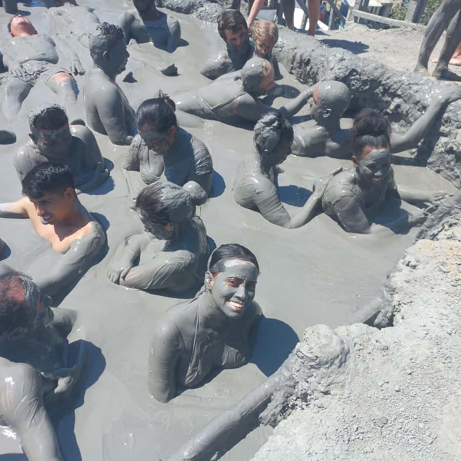 Cartagena: Mud Volcano Tour with Lunch, Pool, and Beach - Key things I’d plan around