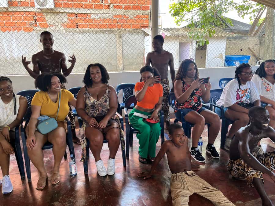 Cartagena: Palenque´s tour, dance show, lunch, pick-Up inclu - San Basilio de Palenque Stop: Museum Time and Photo Moments