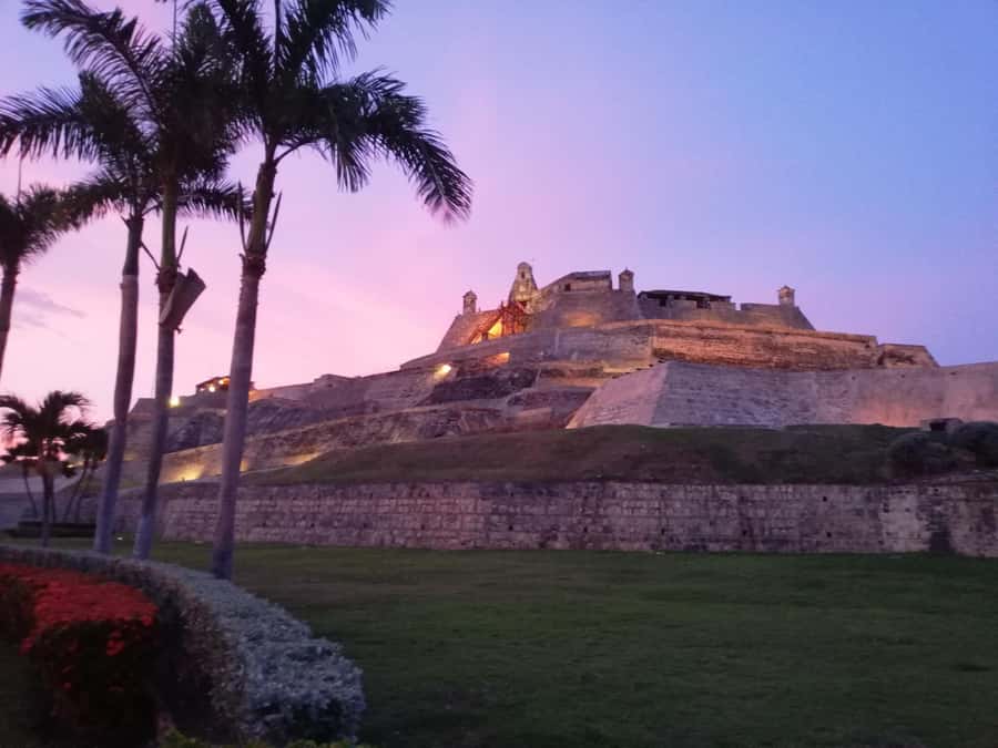 Cartagena: Party Bus Tour In Cartagena - Old Town vs Bocagrande pickup: how to avoid the stress spiral
