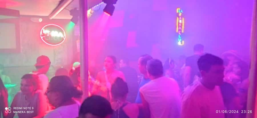 Cartagena: Party on a typical bus crossing the city - Key things that make this tour worth your attention