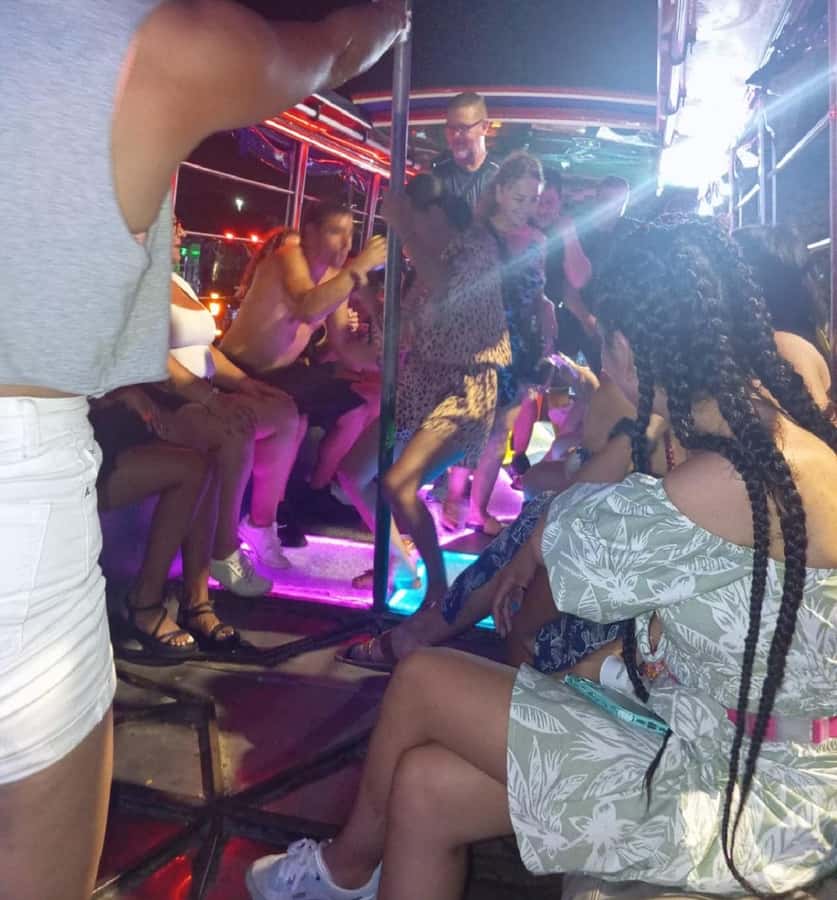 Cartagena: Party on a typical bus crossing the city - Timing, pacing, and how to get the most from the 150 minutes