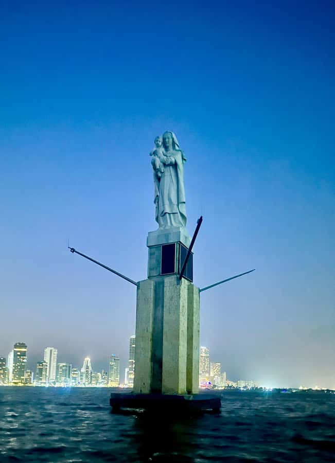 Cartagena: Private Sunset and Night Boat Tour - What’s included (and what you should plan yourself)