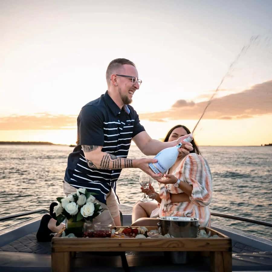 Cartagena: Private Sunset and Night Boat Tour - Meeting point: where you start on the bay side