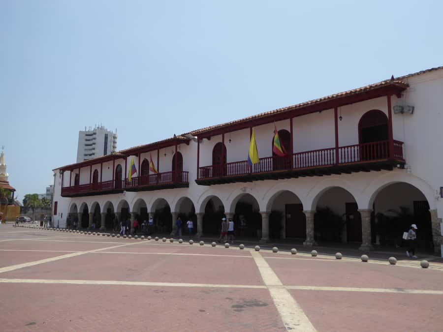 Cartagena: Private Walking Tour with German or Italian Guide - Why a private Cartagena walking tour fits so well