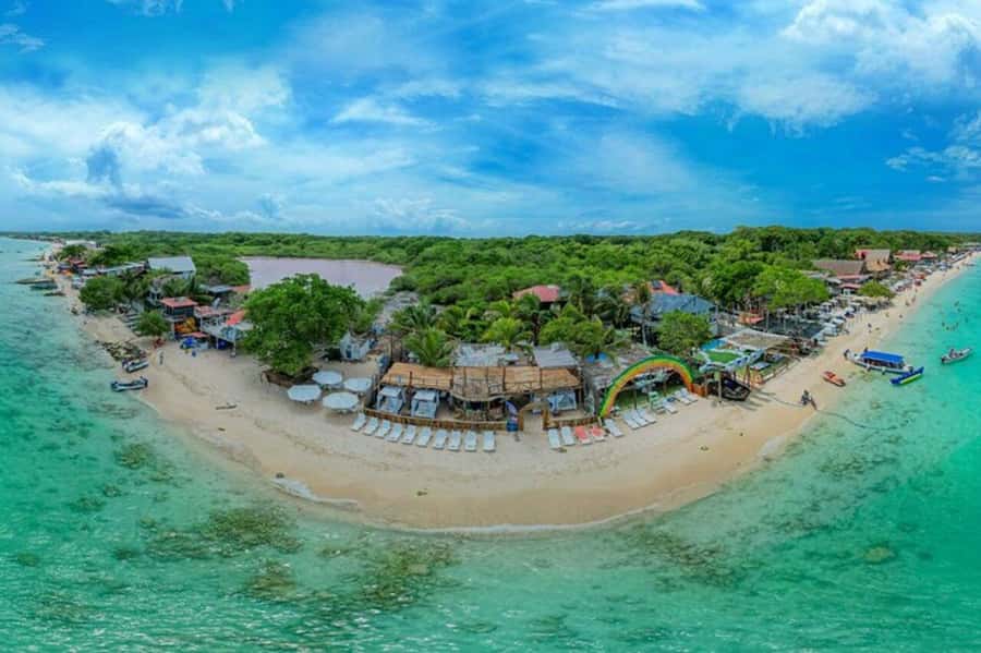 Cartagena: Rosario Islands Day Tour with Snorkel & Lunch - Heading out from Bocagrande: your 7:30 to 8:00 start
