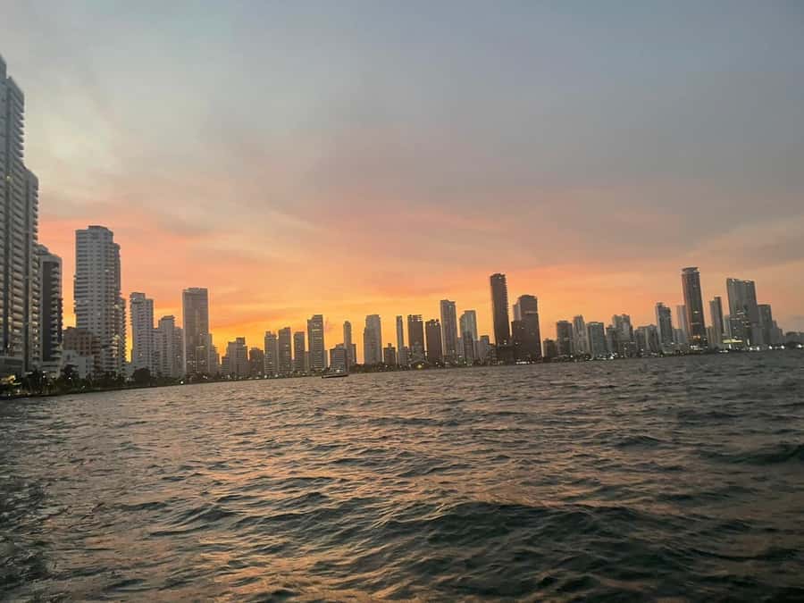 Cartagena: Sunset in boat in the bay with music and liquor - Who this tour suits best (and who should skip it)