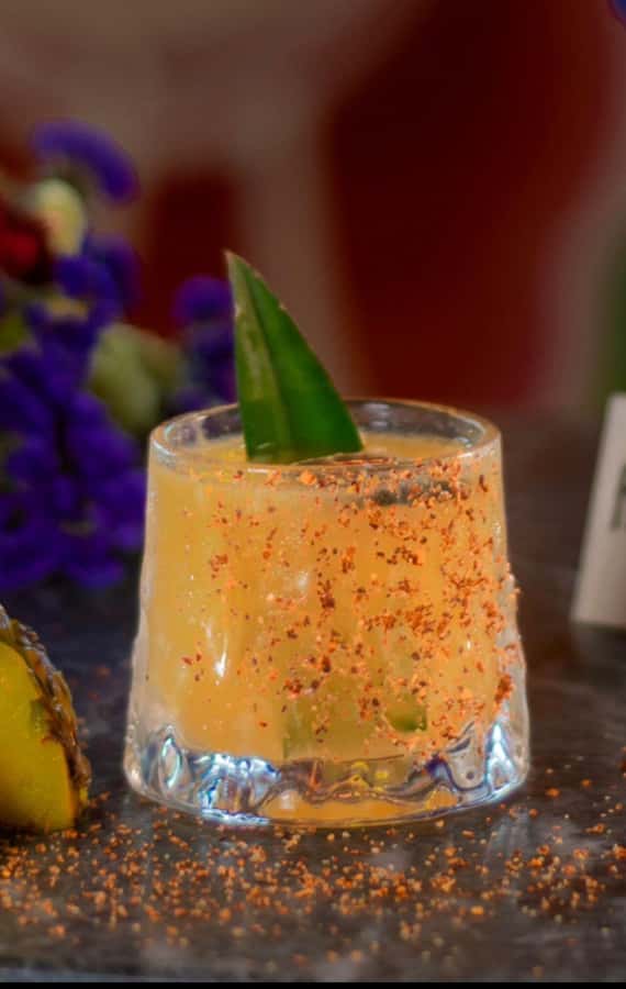 Cartagena Tasting Mezcal & Tequila - Mezcal portion: composition, flavor clues, and what to pair it with