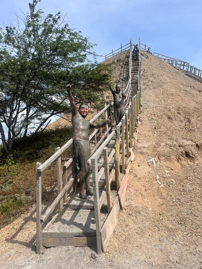 Cartagena: Totumo Mud Volcano with Bilingual Guide - Mud + optional costs: how to avoid getting pulled into surprise fees