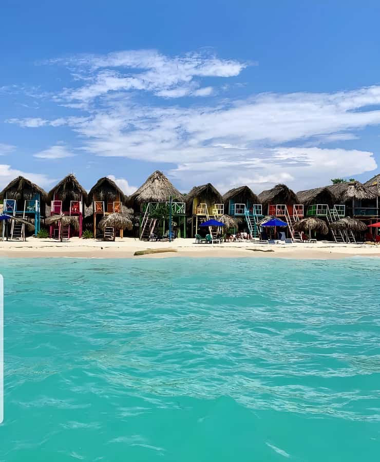 Cartagena: Tour to Playa Tranquila with Snorkeling + Luminous Plankton and Parasol - Luminous plankton at night: why it’s worth staying for