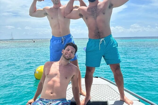 Cholon The party island, with DJ on board - Vendor pressure and scam-proof behavior that keeps your day fun