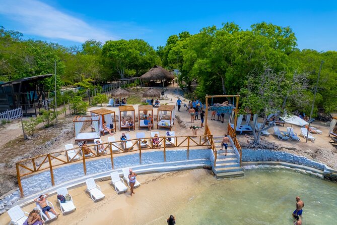 Discover Isla del Rosario Live The Enchanted Beach Experience - Leaving Cartagena at the Bodeguita dock: how to not miss your boat