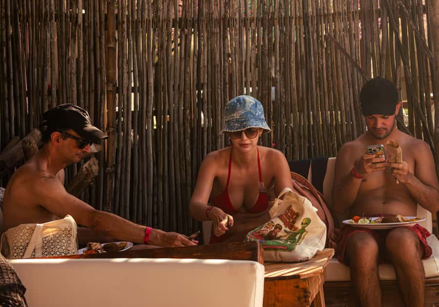 Full day at Isla baru playa blanca in Mambo Beach club - Mambo Beach Club at Playa Blanca: The Setting You’re Paying For
