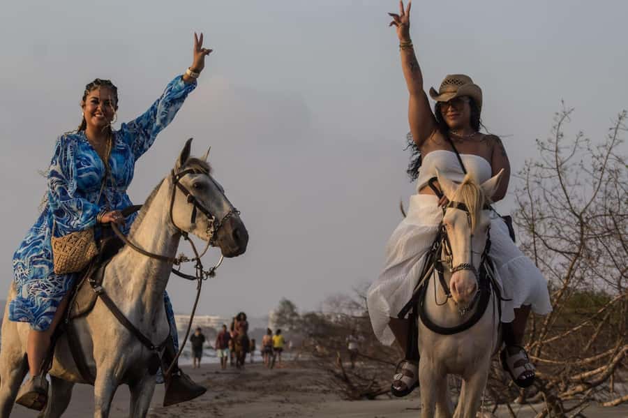 HORSE TOUR IN CARTAGENA BEACH - Should you book this Cartagena horse tour with Galopes del Manzanillo?