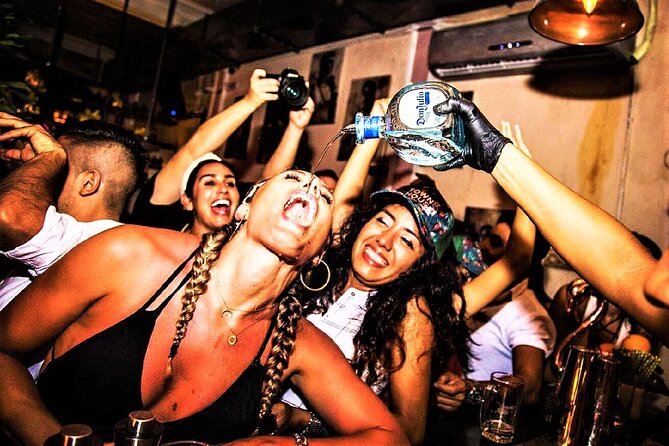 Party without limits! Cartagena; VIP Party. - Centro Historico stop: live music plus an easy first momentum boost