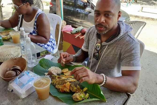 Private Tour with Certified Guide of San Basilio De Palenque - Stop 2: San Basilio de Palenque through drums, sweets, cooking, medicine, and boxing
