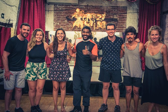Salsa Tour in Cartagena with admission Ticket to Café Havana - Inside the class: basics, couple moves, and real feedback