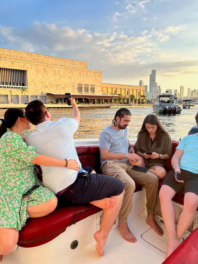 Sunset boat tour open bar and free club entrance Cartagena - Open bar reality: rum and vodka, mixers, and what to bring