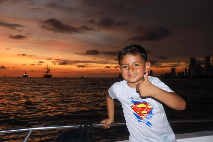 The best sunset tour in the bay: Open bar party & fun - Price and Logistics: Is $39 Worth It?