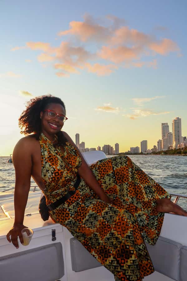 The best sunset tour in the bay: Open bar party & fun - Should You Book This Sunset Tour in Cartagena?